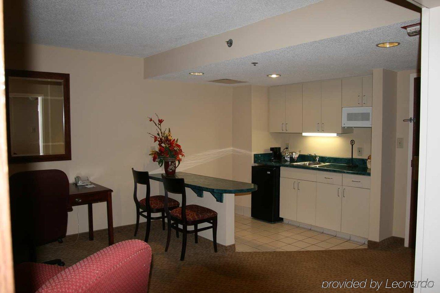 Hampton Inn Columbus-North Habitación foto